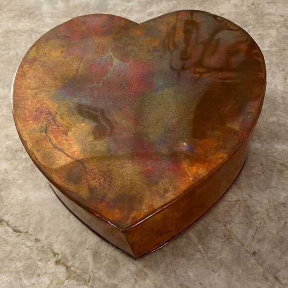 Copper Valentines Day Heart Wall Vase - Picture 2 of 6